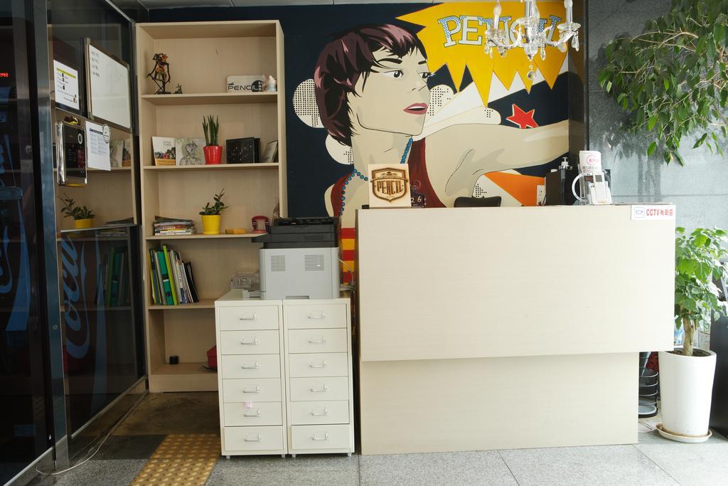 Hongdae Pencil Guesthouse Seoul Exterior photo