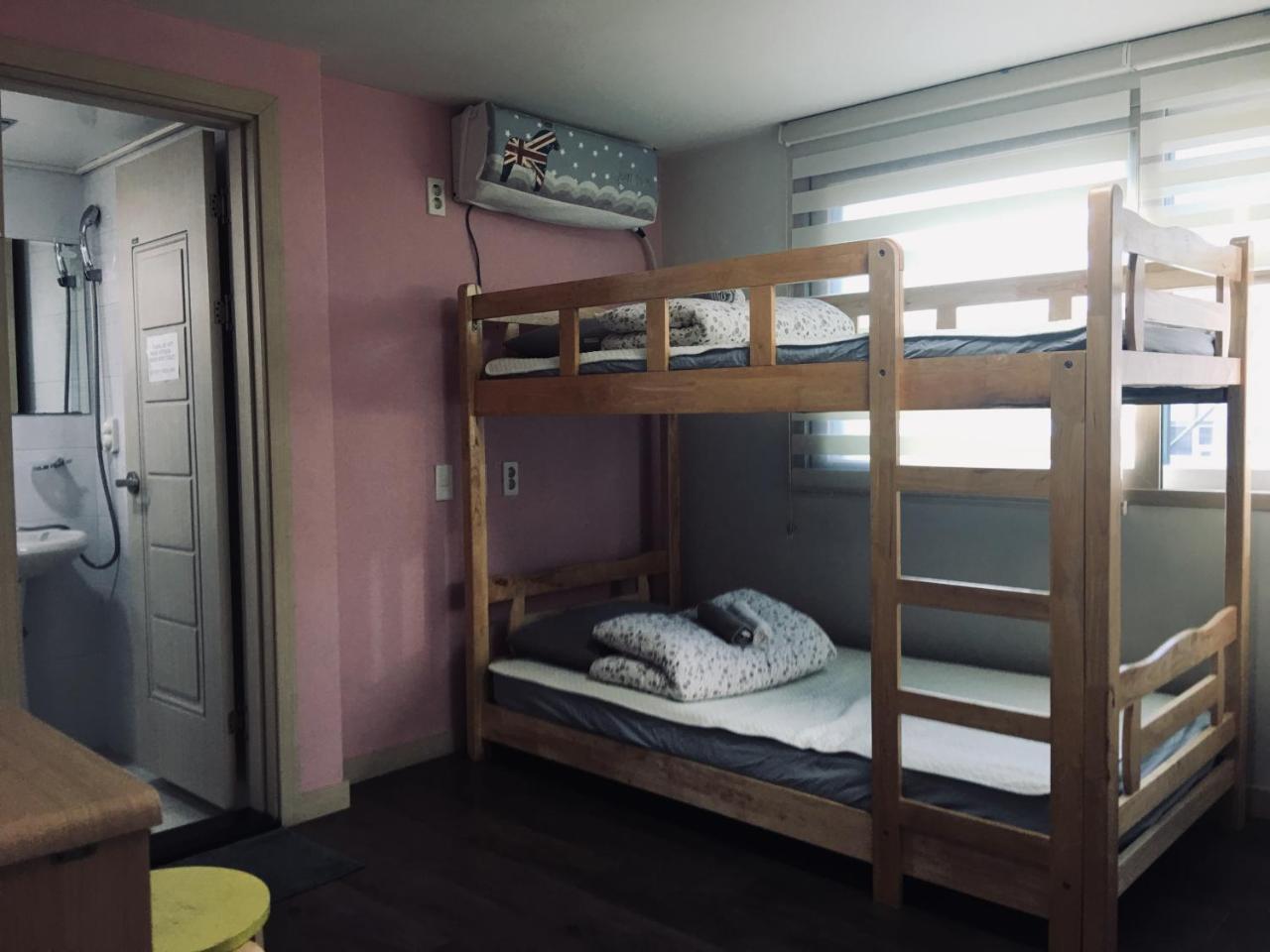 Hongdae Pencil Guesthouse Seoul Exterior photo
