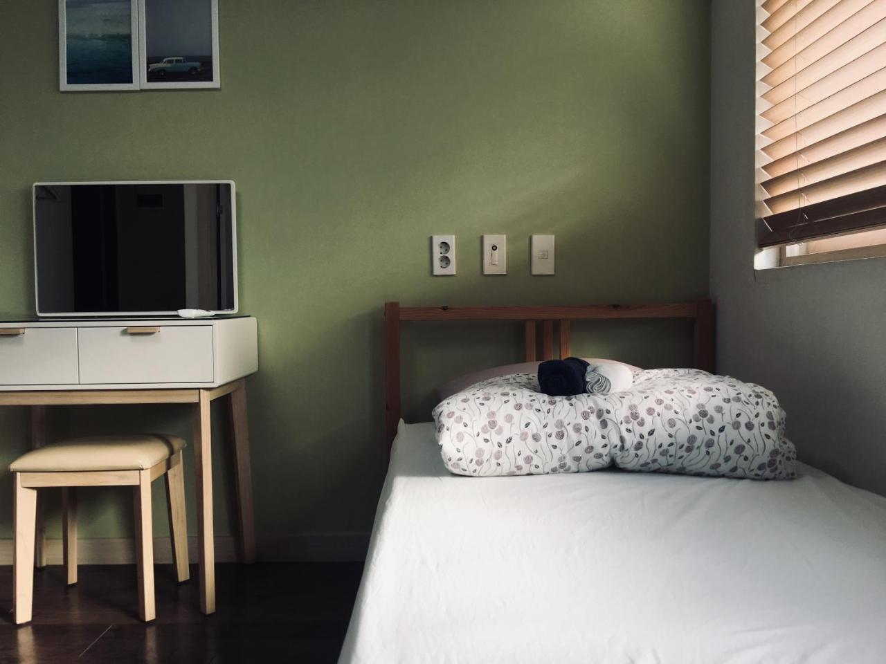 Hongdae Pencil Guesthouse Seoul Exterior photo